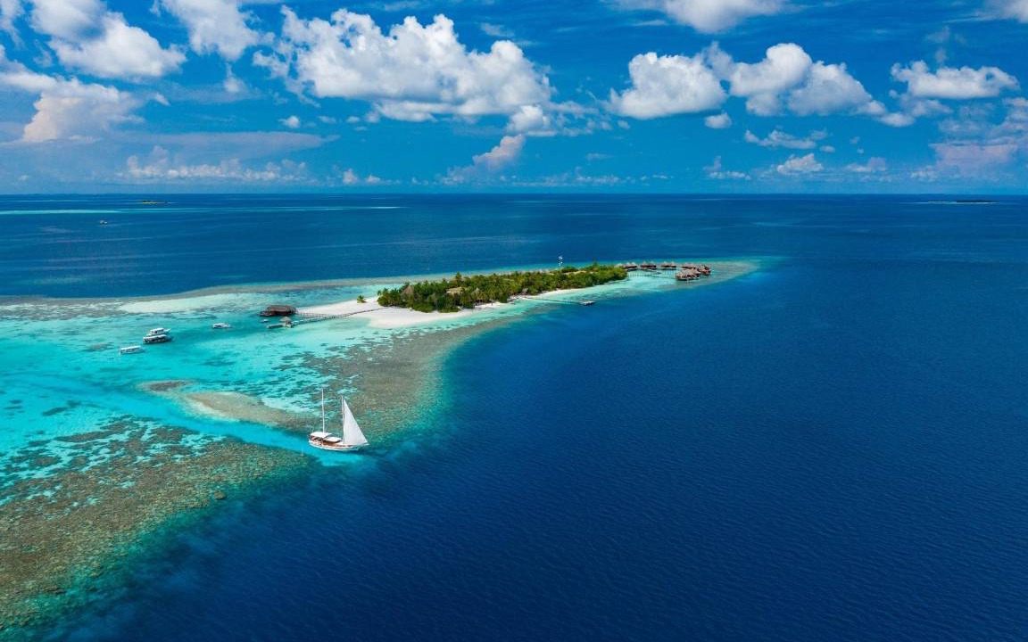 Mirihi Resort | 180 m² Resort ∙ 3 bedrooms ∙ 127 guests