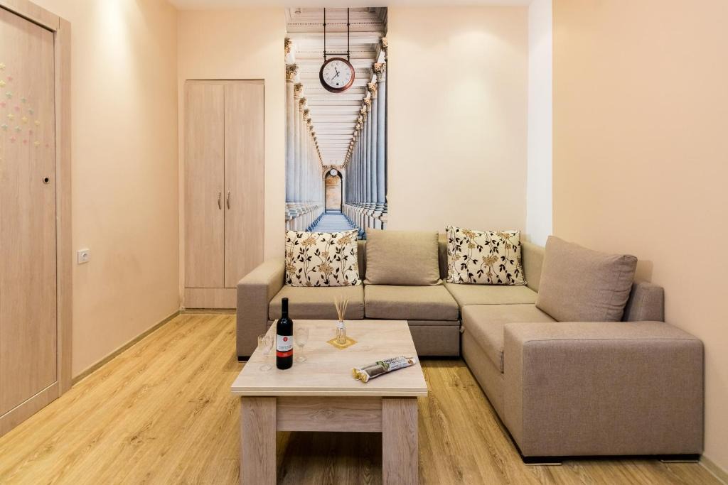 mtatsminda Apartment | 20 Shota Rustaveli Avenue
