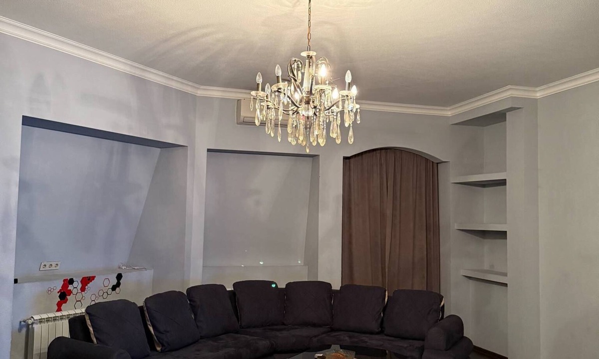 Old Tbilisi Apartment | 3-bedroom apartment near metro Marjanishvili