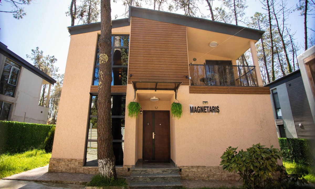Ureki Villa | 3-bedroom Family Paradise Villa in Woods