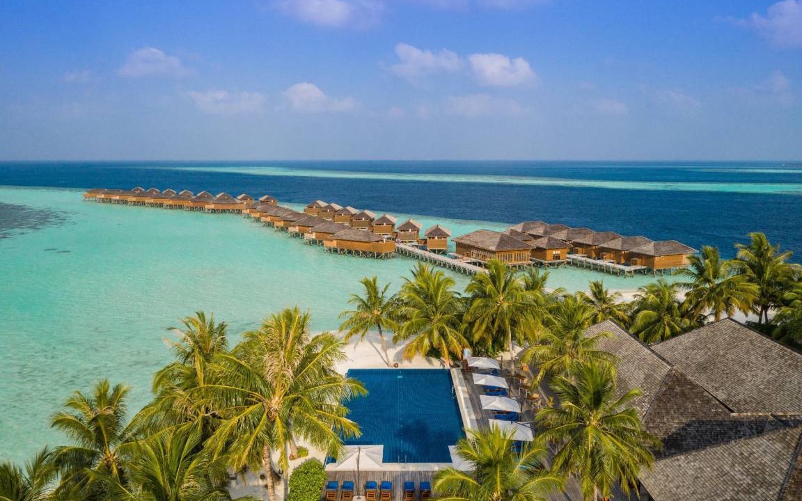 Vilamendhoo Island Resort | 85 m² Resort ∙ 127 guests