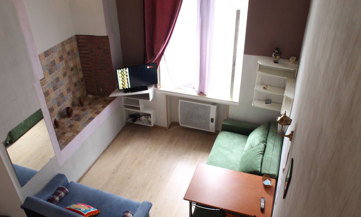 Sololaki Apartment | Apartment is located in old tbilisi.