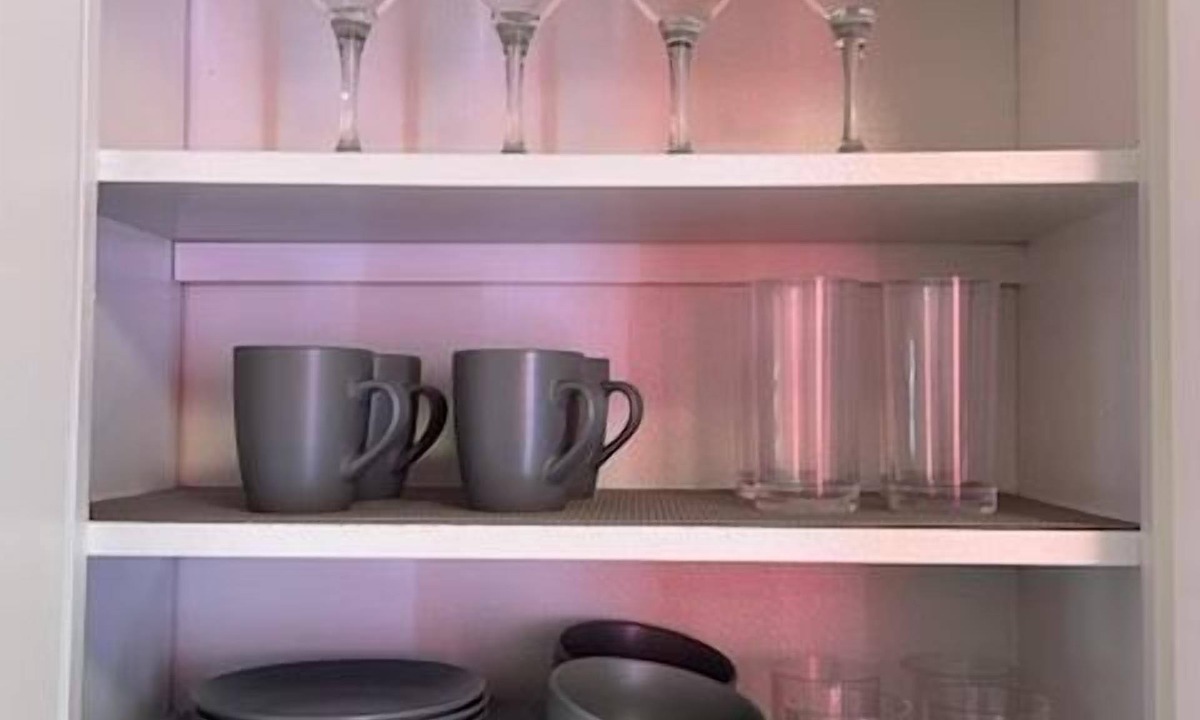 Historic Tennis Club Apartment | Apt G - furnished 1bed/1bath, second floor,in the heart of downtown Palm Springs