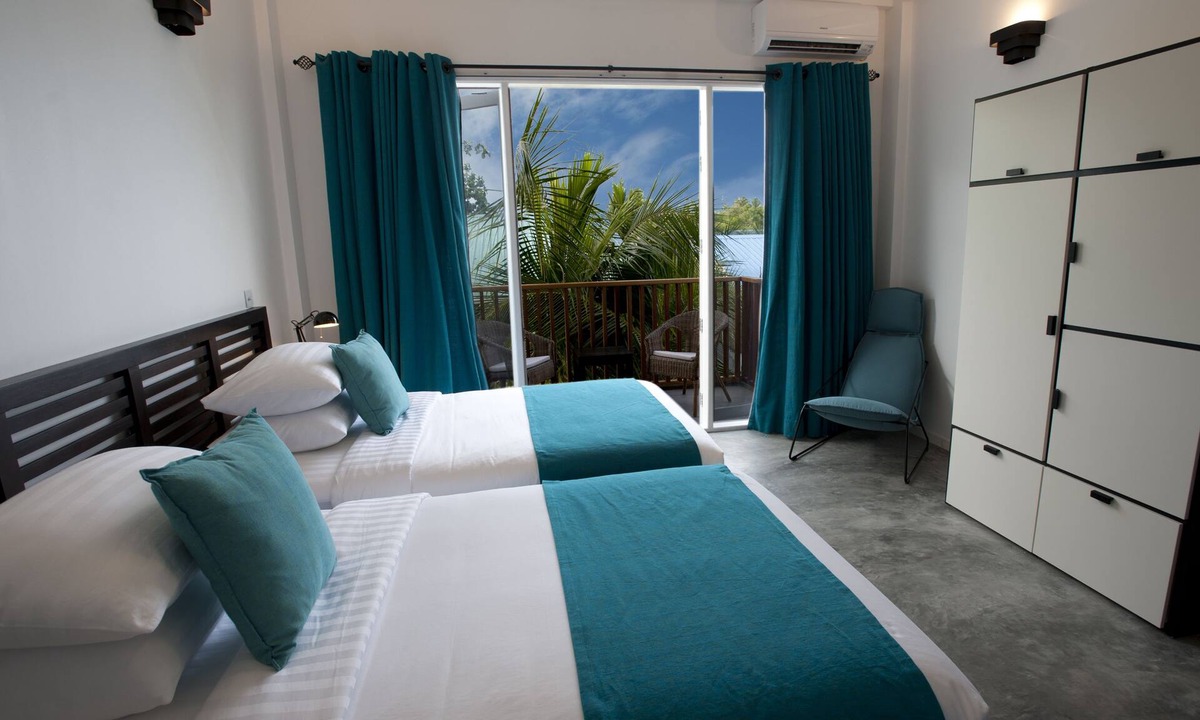 Dhigurah Hotel | Boutique Beach