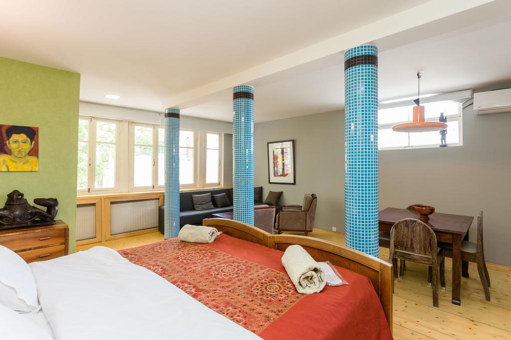 Tbilisi City Centre Hotel | Castle in Old Town
