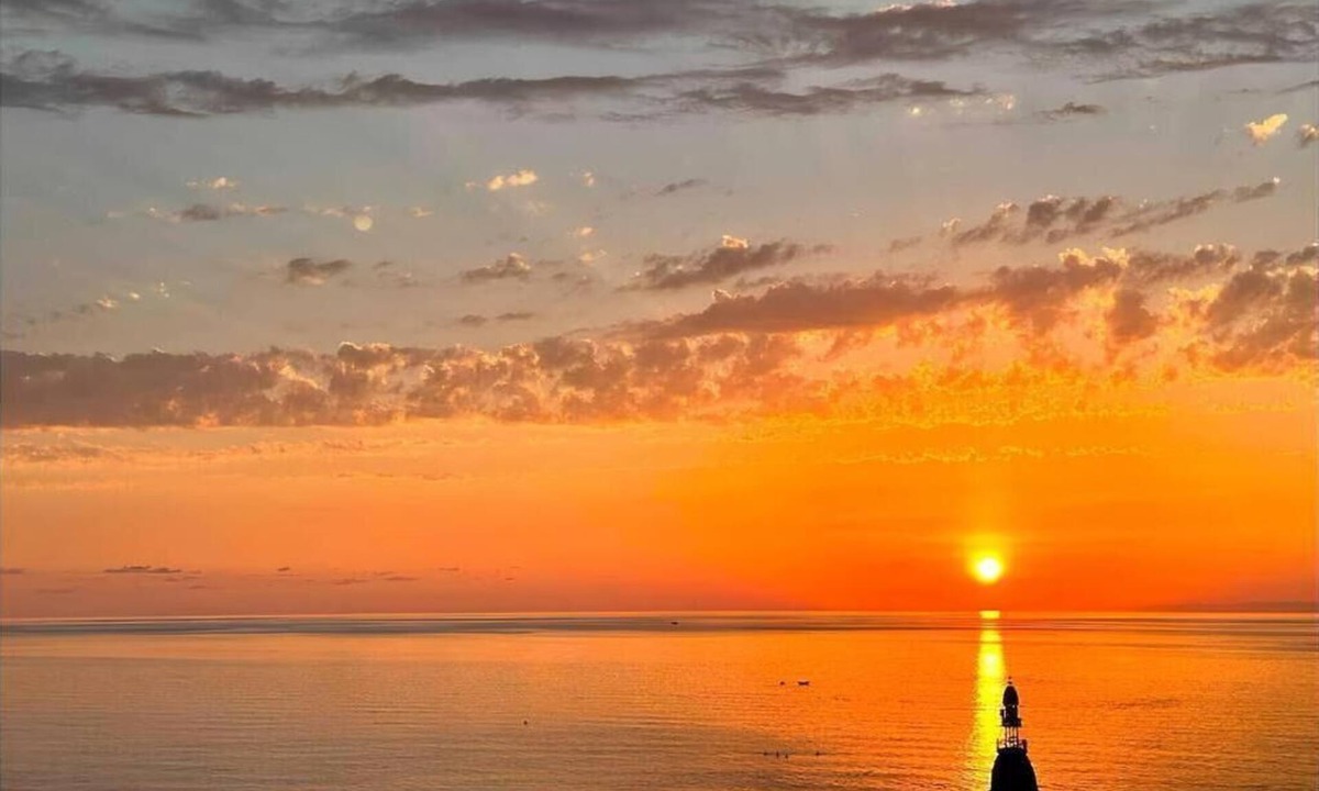 Batumi Apartment | Close to the sea, on the main street, relax and enjoy amazing summer adventures