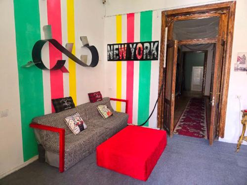 Chugureti Hostel | Colors Hostel
