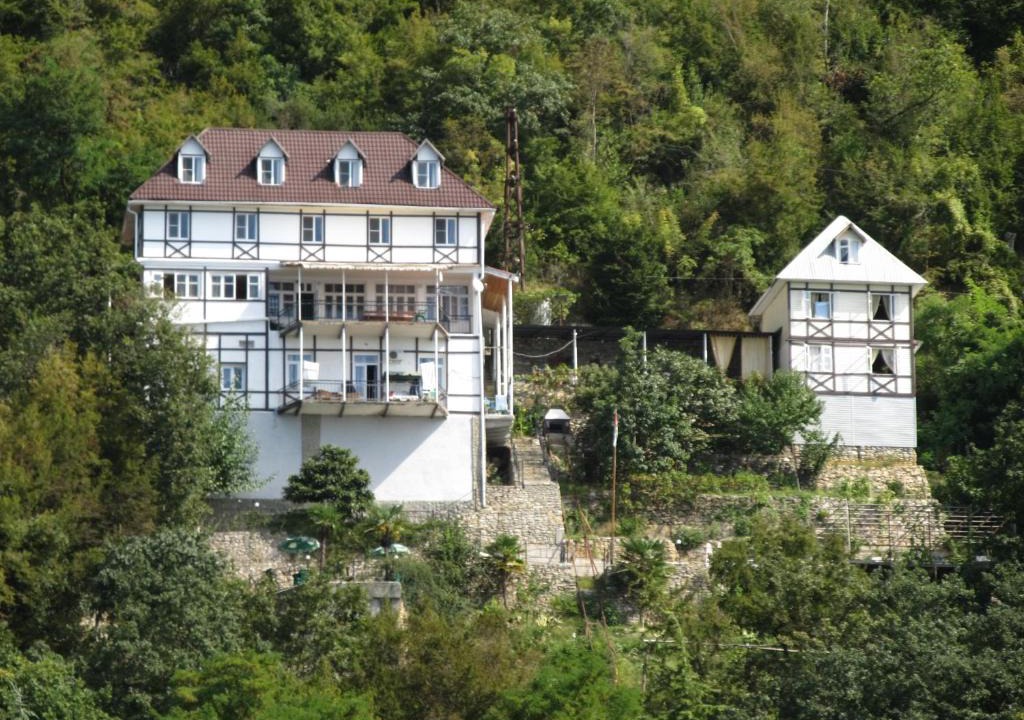Gagra Hotel | Dacha khudozhnikov v Gagre