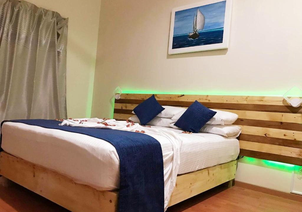 Fulidhoo House | Fulidhoo La Perla Guest House