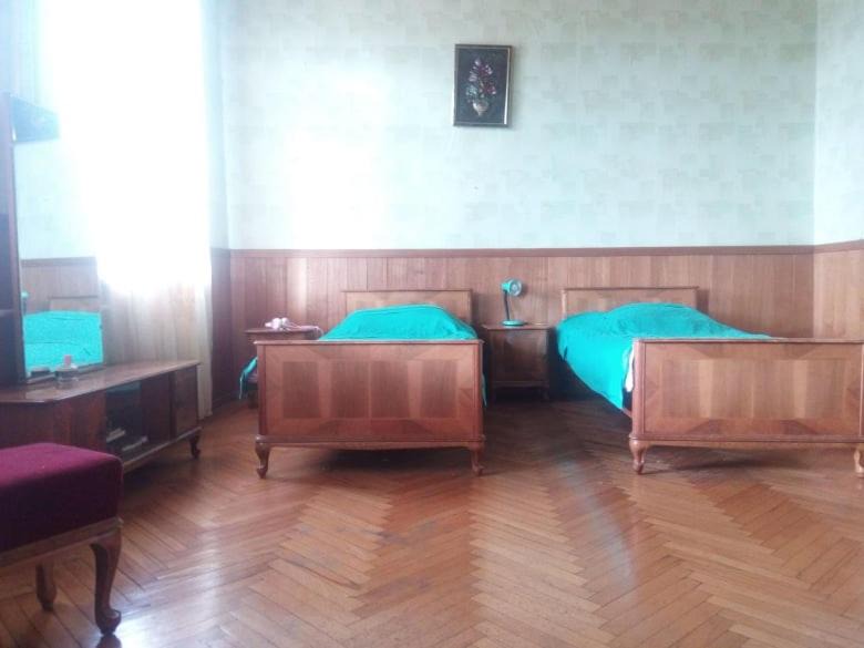 Mukhuri House | Guest House Des Nana