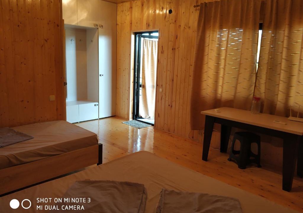 Sokhumi House | Guest House na Ezugbaya