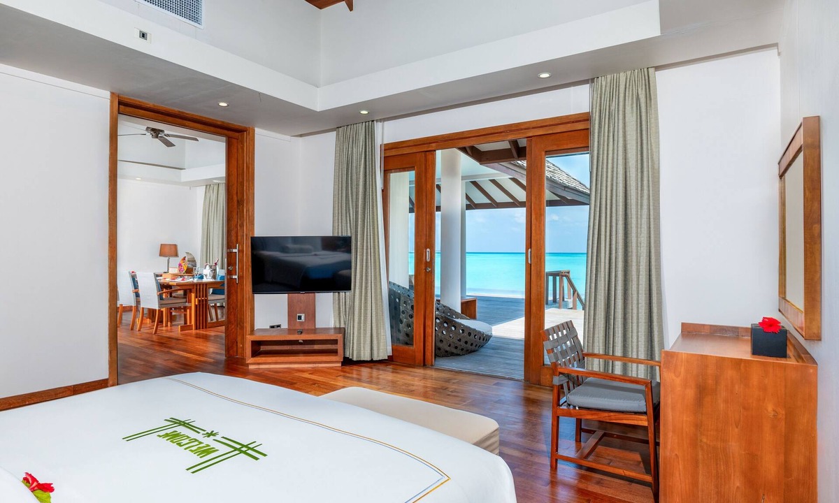 Dhonakulhi Resort | Hideaway Beach Resort and Spa