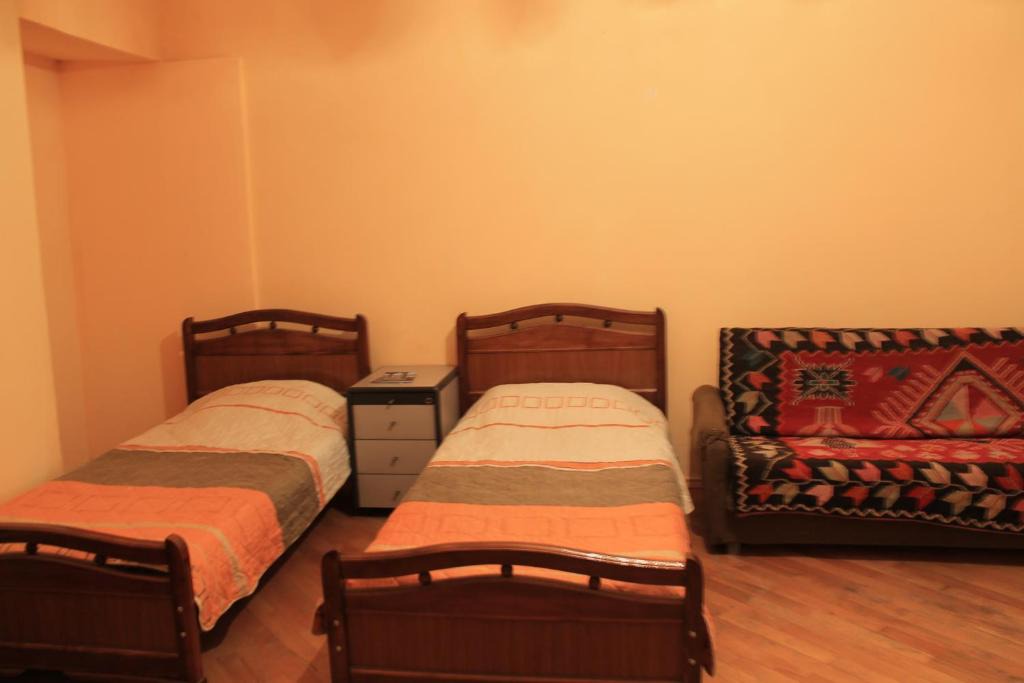 Sololaki Hostel | Hostel Old City Sololaki