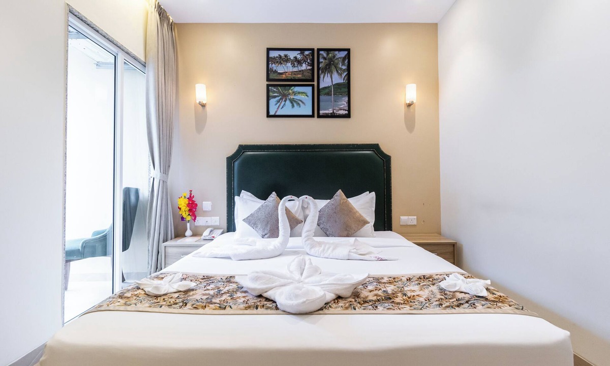 Male Hotel | Hotel Flora