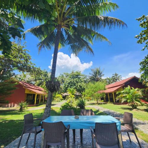 Katukaras Bed & Breakfast | Java Lagoon