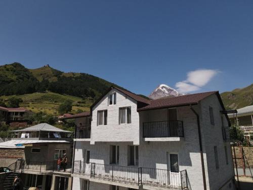 Stepantsminda House | Kazbek view guesthous