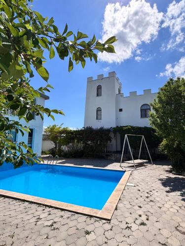 Bazaleti Villa | Laguna Villa - Pool, Sauna, Events - at Bazaleti Lake