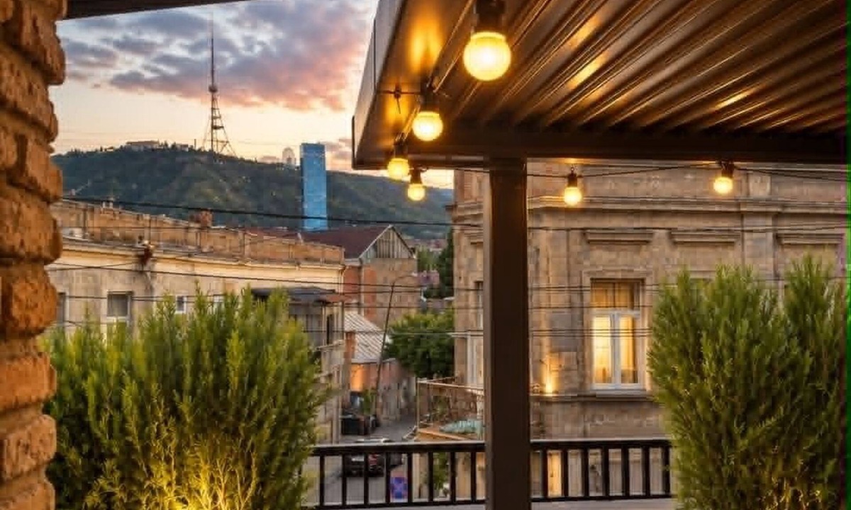 Chugureti House | Luxury Home in Old Tbilisi with Terrace