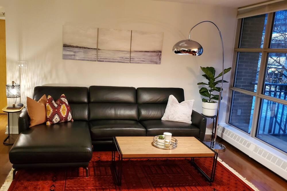 Downtown Halifax Condo | Luxury Waterfront 1BR Condo In ❤ of Halifax, NS!