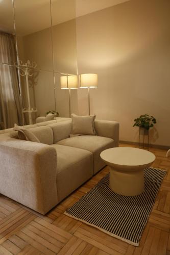 Tbilisi City Centre Apartment | Modern 1 BR Apartment near Liberty Square