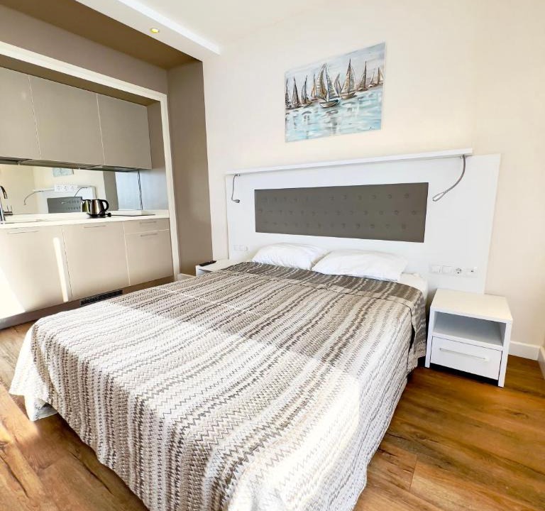 New Boulevard Apartment | Mountain & Sea View Studio at Alliance