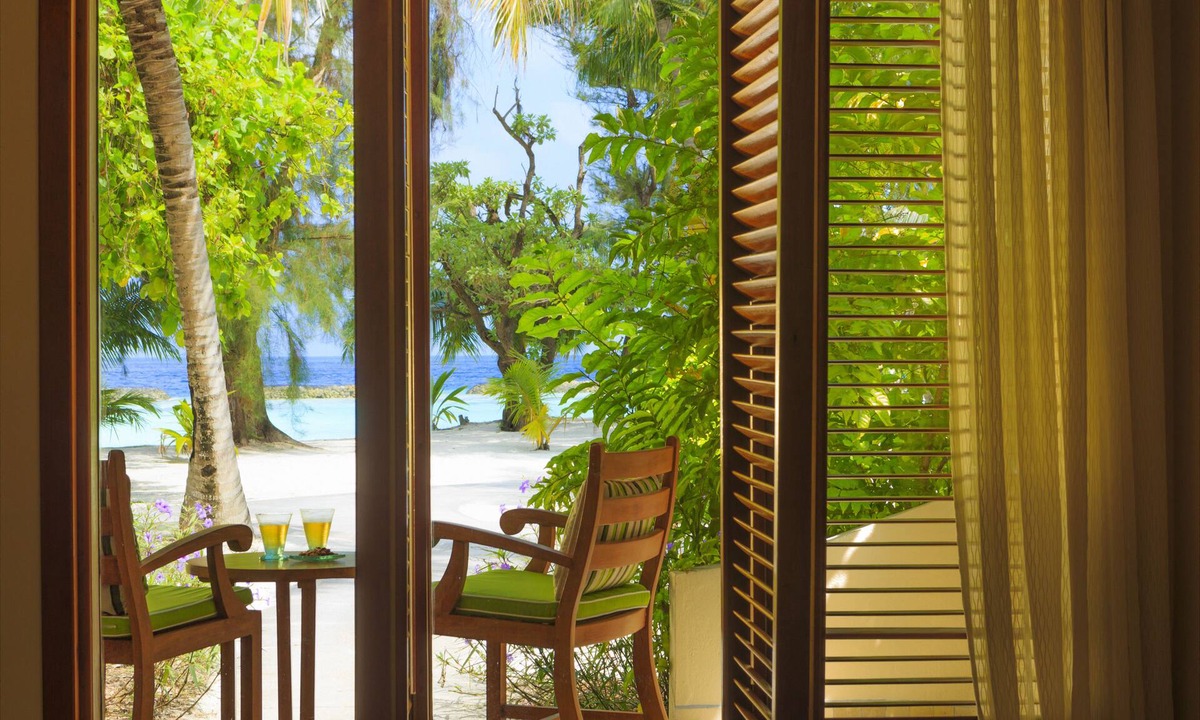 Vihamanafushi Resort | Niva Kurumba Maldives