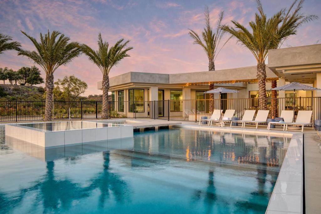 Temecula House | Oasis Del Sol by AvantStay Pool, Hot Tub, Views, Outdoor Dining, Open Spaced Living Area