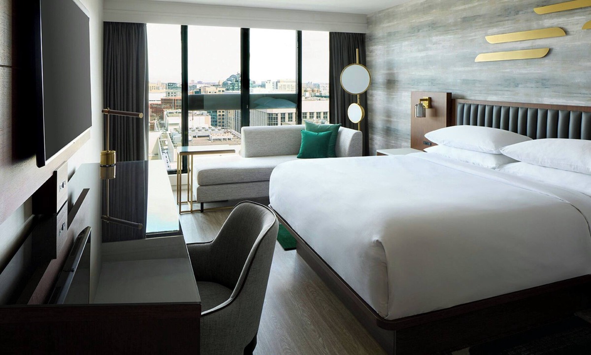 Byward Market - Parliament Hill Hotel | Ottawa Marriott Hotel