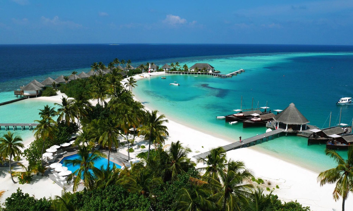 Mushimasgali Resort | Safari Island Resort