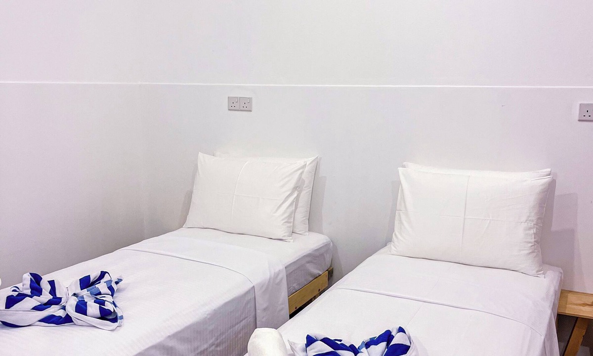Himandhoo Bed & Breakfast | Shadow Isles Himandhoo #3