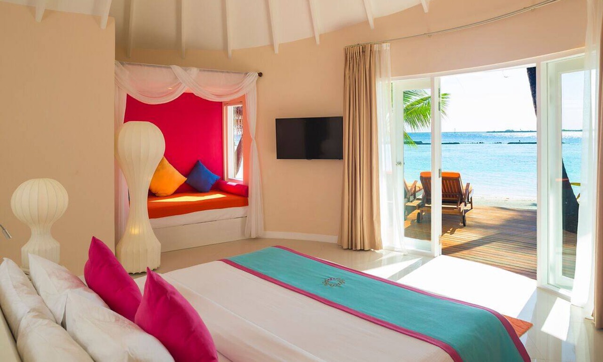 Vilu Reef Resort | Sun Siyam Vilu Reef – 24 Hours All-Inclusive Dine-Around with Free Transfers