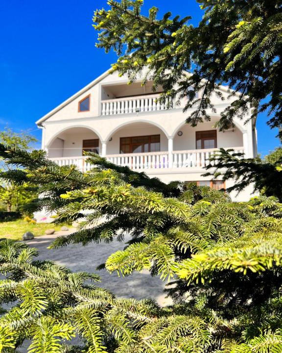 Chakvi Villa | White house with Citrus Garden, 15 min walk to Beach