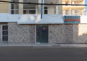 Single Room with Queen Bed Near SDQ Airport Fast Wi-Fi in Santo Domingo Este