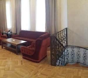 Elegance 