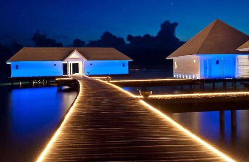 Athuruga Island Resort | 250 m² Resort ∙ 2 bedrooms ∙ 20 guests