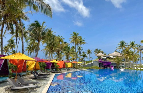 Farukolhufushi Island Hotel | Hard Rock Maldives – Twin Bed Beach Studio with Ocean Access