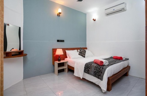 Ukulhas House | New Moon Village