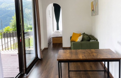 Dusheti House | 1-Bedroom Shipping Container Near Gudauri