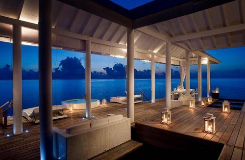 Athuruga Island Resort | 250 m² Resort ∙ 2 bedrooms ∙ 20 guests