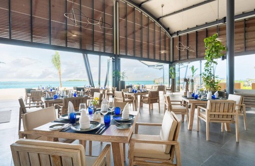 Mulaku Atoll Resort | 443 m² Resort ∙ 2 bedrooms ∙ 4 guests
