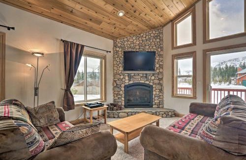 Mountain View Estates House | 9 Mi to Heavenly Mountain: South Lake Tahoe Home!