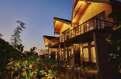 Haa Alifu Atoll Resort | Araaik Beach Village