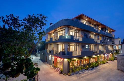 Gulhi Hotel | Ayala Oceanview Maldives