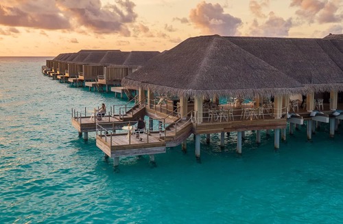 Rinbudhoo Resort | Baglioni Resort Maldives: Luxury All-Inclusive Paradise!