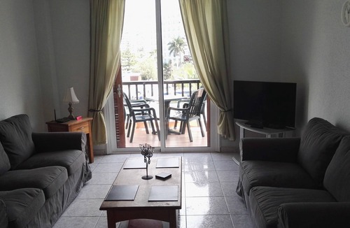 El Madronal Apartment | Beautifully Decorated and Furnished Apartment PARQUE SANTIAGO 2