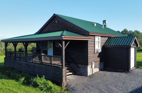 South Rutland Cabin | Beautiful Rustic Cabin - Heart of Tug Hill - Directly on Snowmobile/ATV Trail