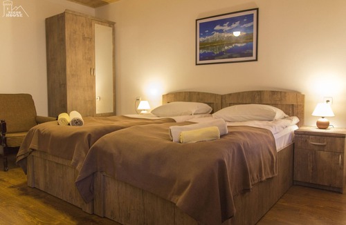 Bagvdanari House | Becho House