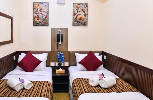 Male Hotel | Beehive Central
