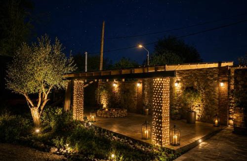 Vedzebi Apartment | C'est La Vie - Cottages in Sabaduri Forest