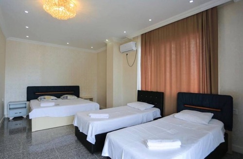 Batumi Hotel | Charming hotel Carleone with WiFi, AC in lovely Batumi, in a silent area